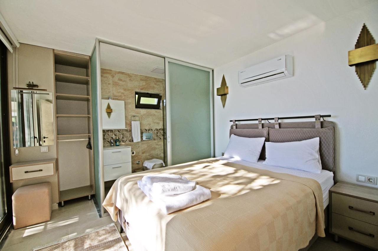 Villa With A Private Heated Pool, Jacuzzi, Overlooking Spectacular Views Of The Sea Kas Exterior foto